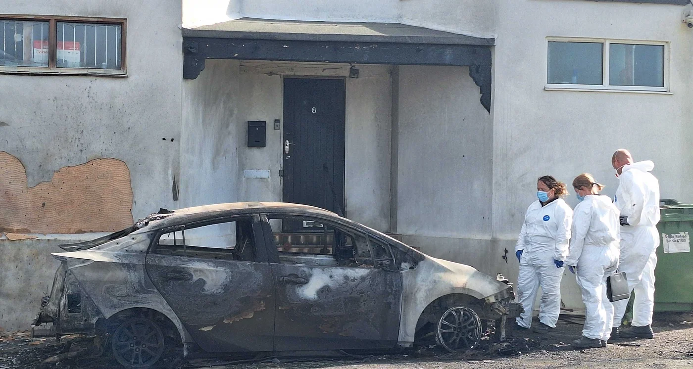 Masjid di England dibakar, polis lancar siasatan